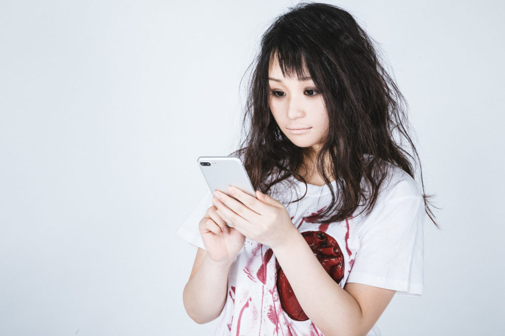 重いって思われているかも!?|恋愛で重いと思われない様にする方法